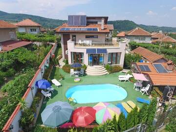 Фотографии Гостевой дом Guest House Camellia г. Берковица (Болгария) №1 Фото Гостевой дом Guest House Camellia г. Берковица 1