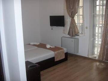 Фото номера Номер-студио с террасой Отель Krasteva House г. Берковица 5
