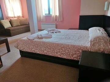 Фотографии Отель Family Hotel Demetra г. Берковица (Болгария) №3 Фото Отель Family Hotel Demetra г. Берковица 3