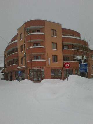 Фото Отель Gelov Hotel г. Берковица